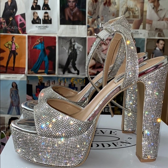 Steve Madden Shoes - Steve Madden Skyla-R Rhinestones